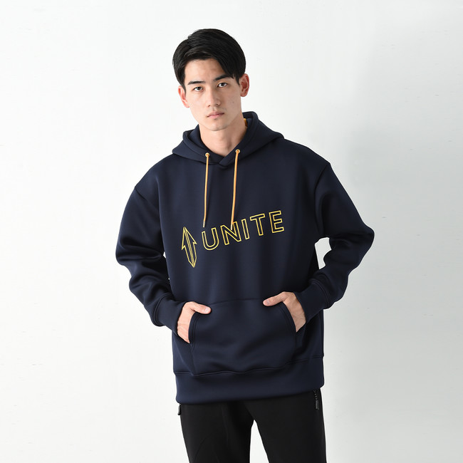 【UNITE】Diagonal Logo Hoodie ￥15,180（税込み）