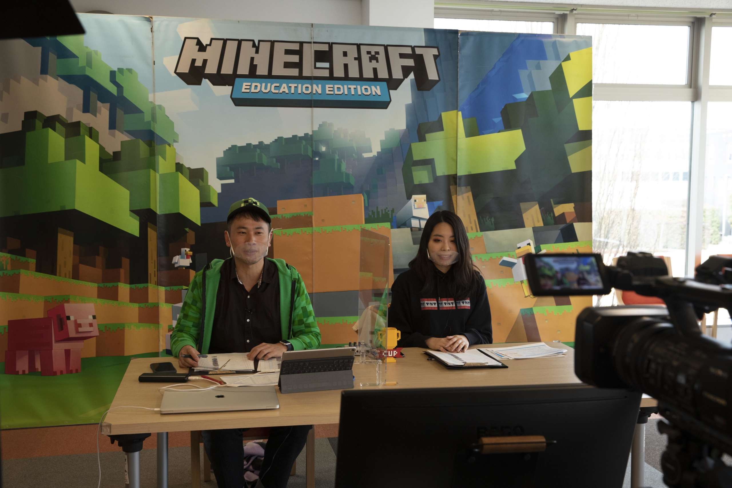 Minecraftカップ2021全国大会　積水ハウス賞は、
浦和マイクラ部の「SDGsで未来を変えろ」が受賞！
『安全よし！ SDGsよし！ 家族の幸せよし！』で叶える
未来の住宅とまちの姿