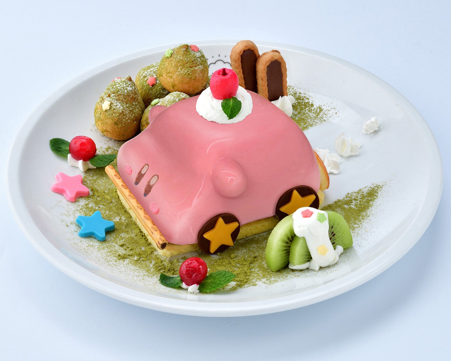 『星のカービィ　ディスカバリー』に登場する「くるまほおばりケーキ」が、なんと『Kirby Café (カービィカフェ)』で現実のメニューになって登場！！