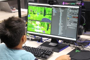 次世代ICT教育施設『スカピア』＆「ＹＡＳＵＵＬＡＢ（ヤスウラボ）」IT技術で学童小学生向けゲーム開発体験会を開催
