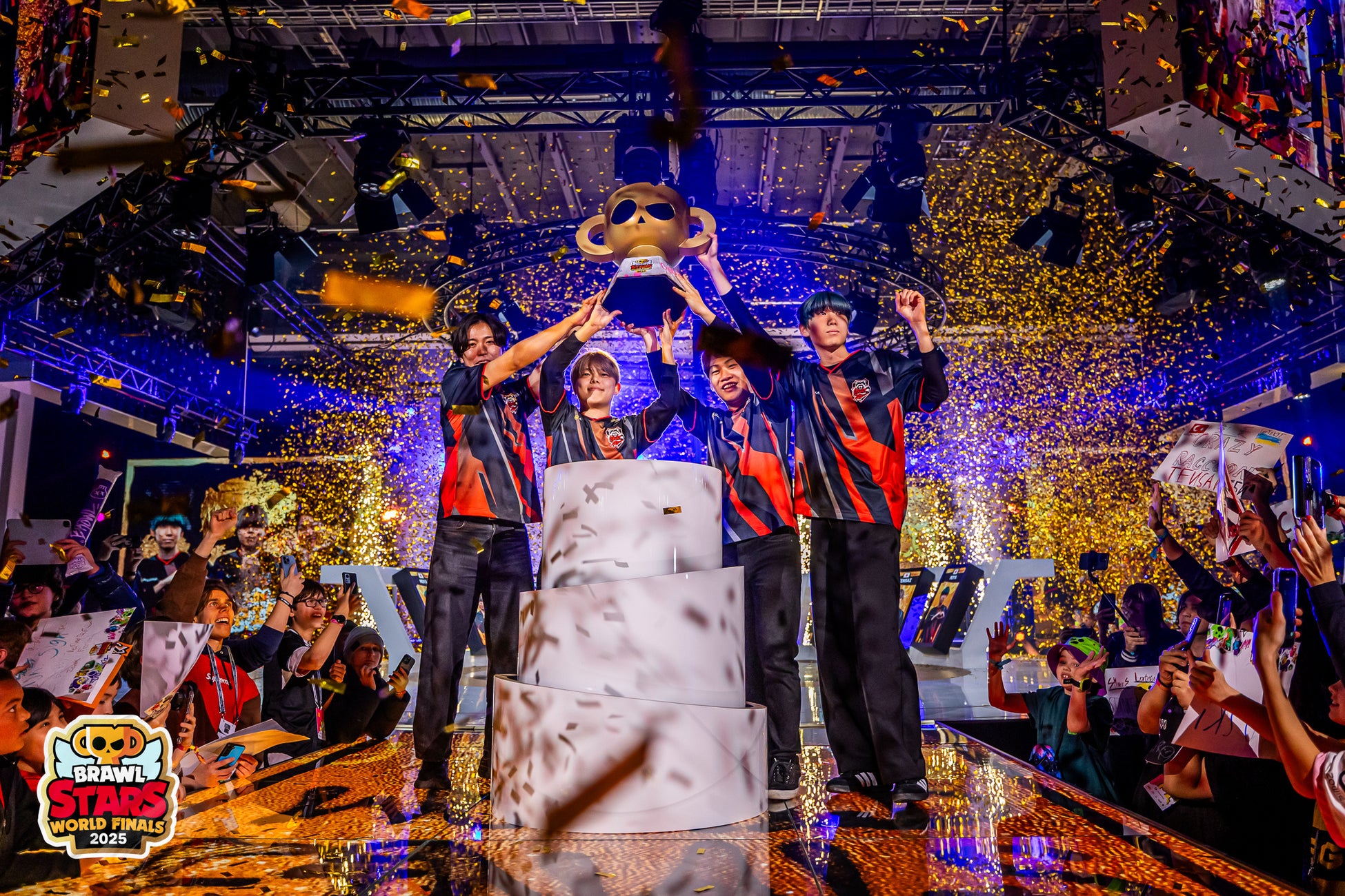 「ブロスタ 世界一決定戦2025」日本のCrazy Raccoonが激闘を制し世界チャンピオンに