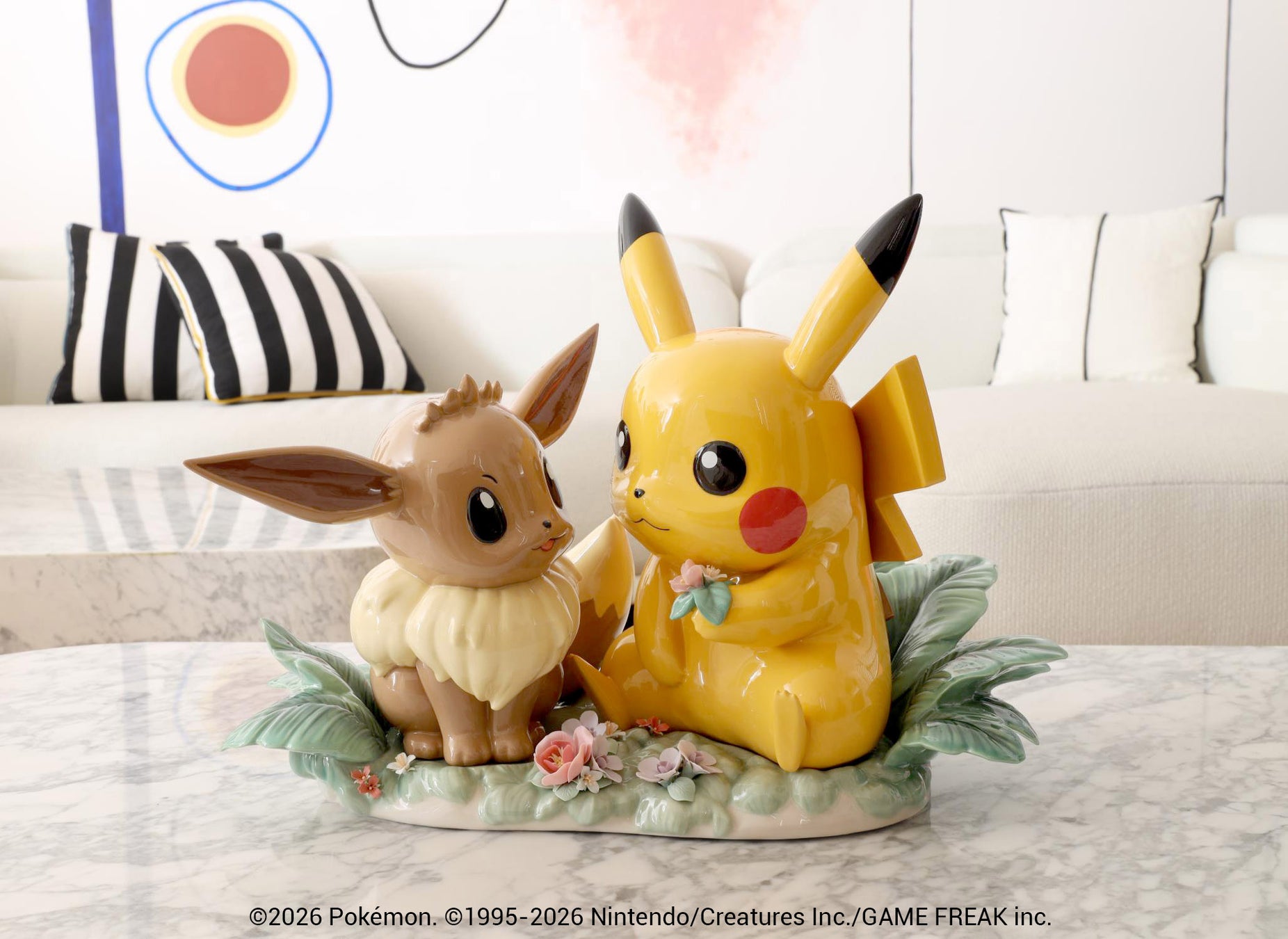 リヤドロから、「ピカチュウ」と「ピカチュウ & イーブイ」が登場！