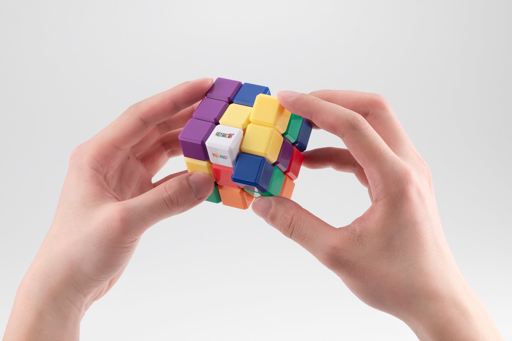 「テトリス」 と「ルービックキューブ」が夢の融合！落ちないテトリスを回す?!新感覚パズル『ルービックキューブテトリス』