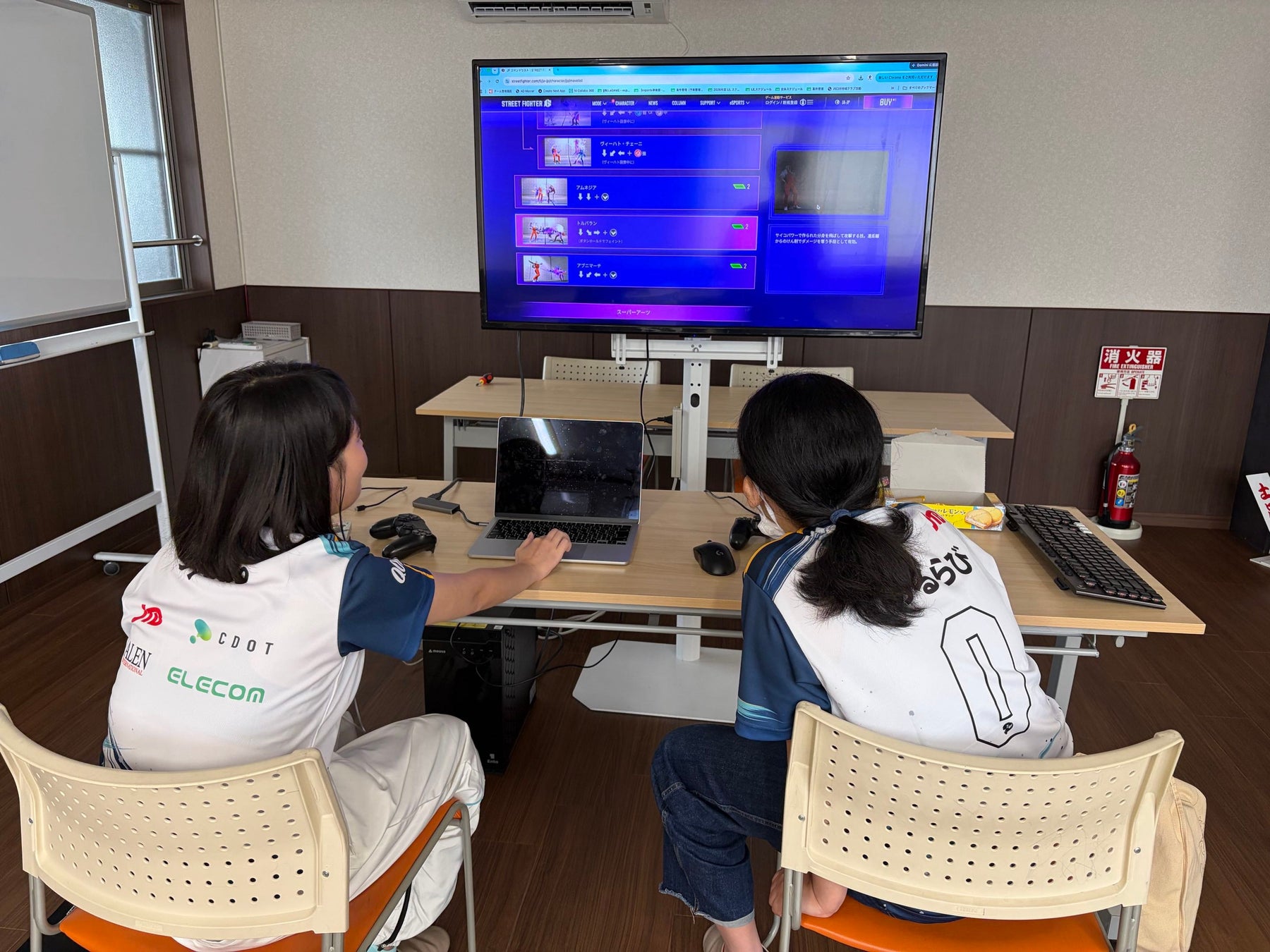 ストリートファイター6女性部門「Arneb Valkyrie」Syado選手が川口市の部活動地域移行事業に協力、中学生とeスポーツ交流会を実施