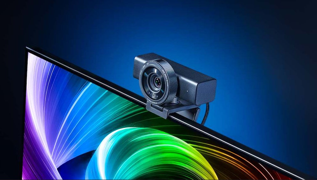 Razer、4K／60fpsの滑らかな映像を実現するWebカメラ「Kiyo V2 Pro」を発表